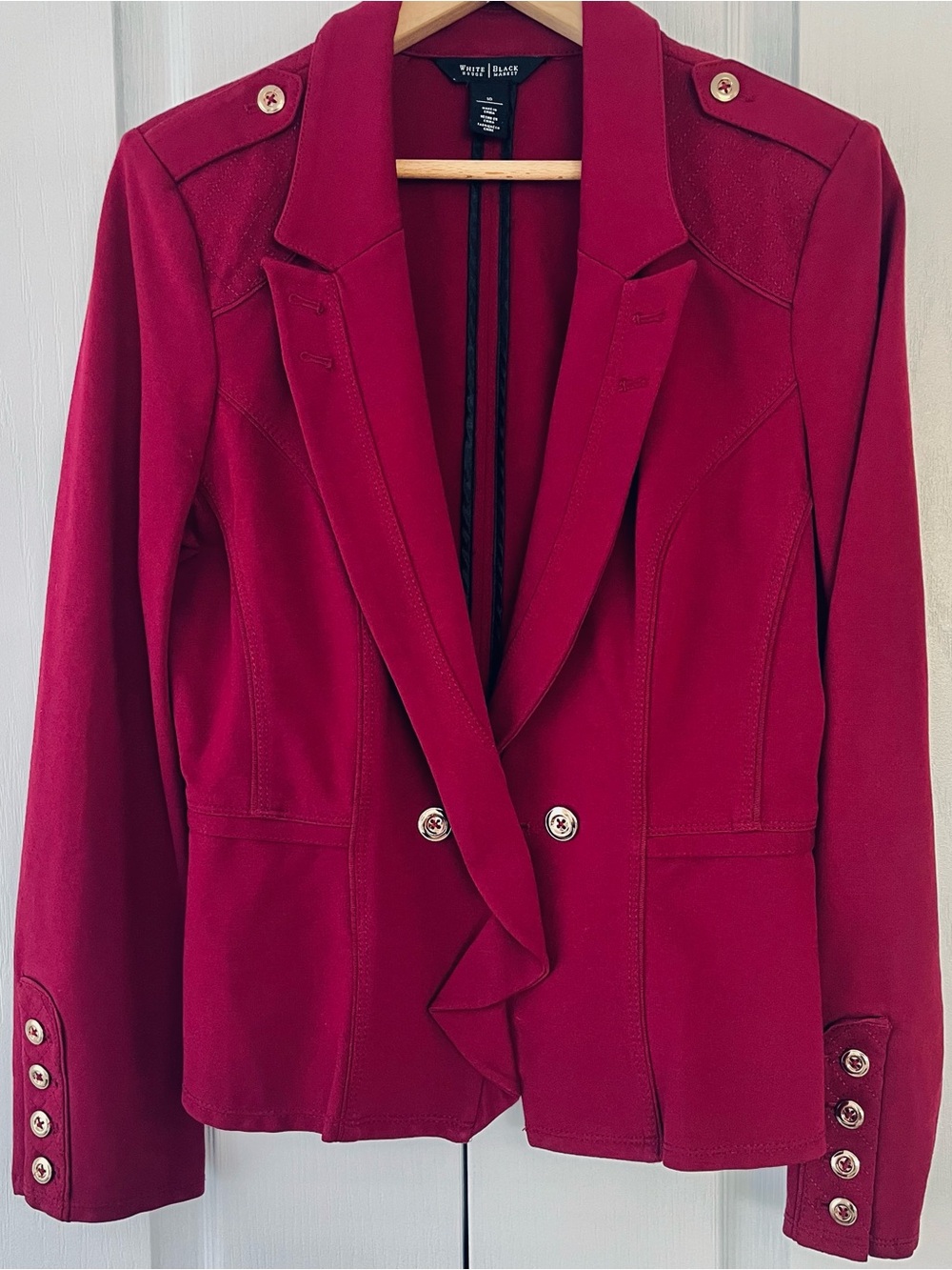 White House Black Market Blazer Womens Berry Gold Button Ponte Knit Military 10